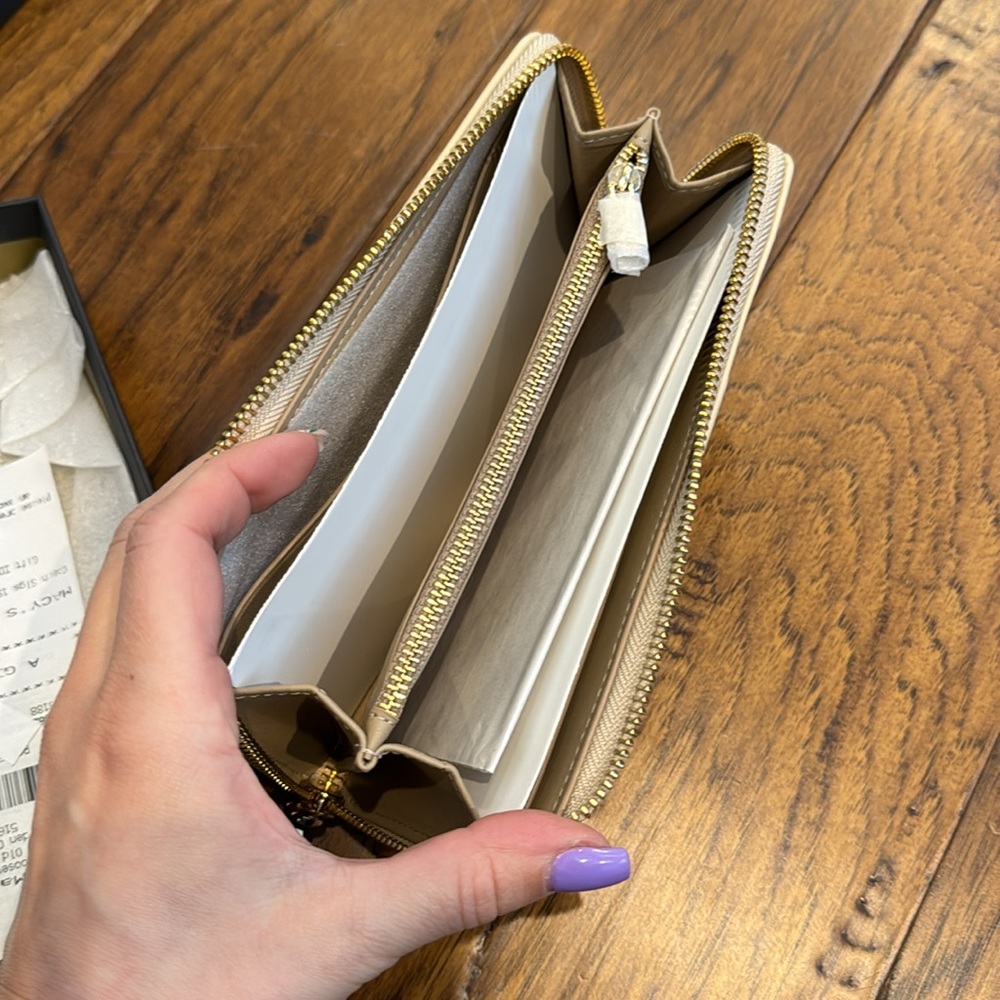 Coach wallet - Picture 3 of 6